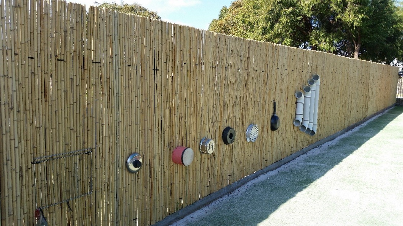989_338284_26May2016152611_fence.png