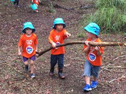 Working-together-3.jpg Working-together-3.jpg