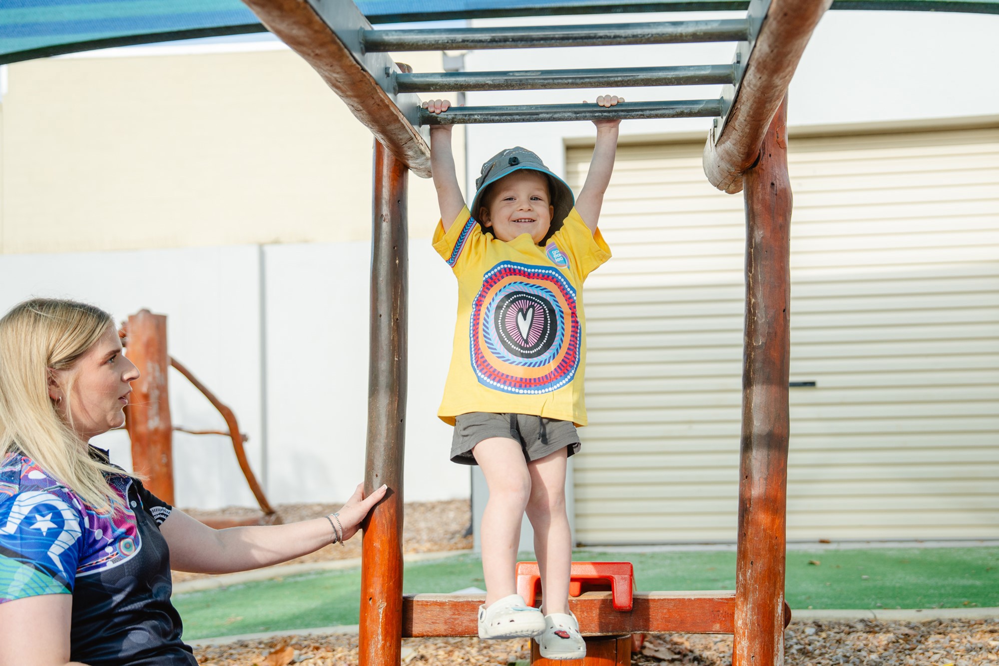 Goodstart-Huntingdale-Child-on-monkey-bars.jpg